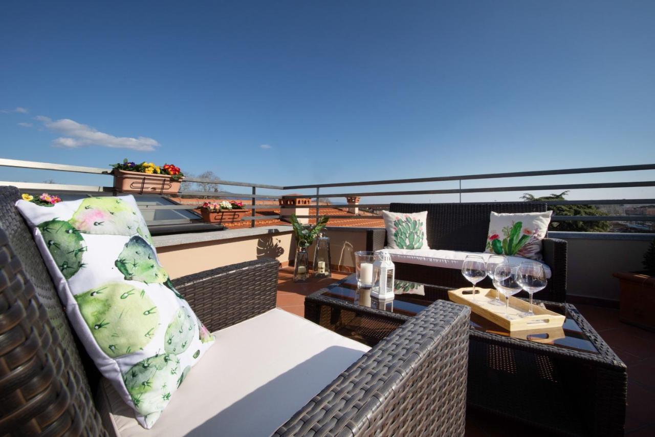 Rooftop Delight With Terrace Lucca Exterior foto